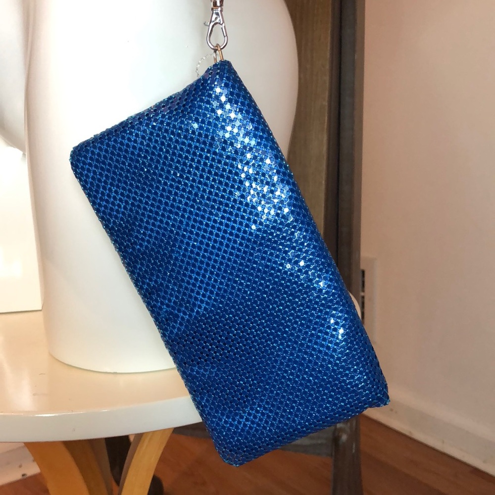 Small clutch